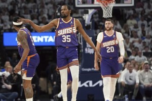  爱德华兹高效发挥森林狼击败快船攀升