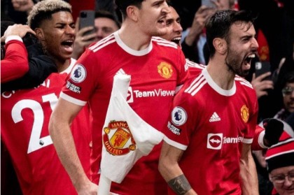  曼联逆转绝杀西汉姆，拉什福德补时世界波定乾坤  