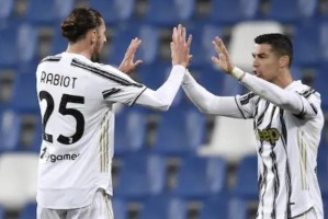  罗伊斯达成德甲三百场里程碑  